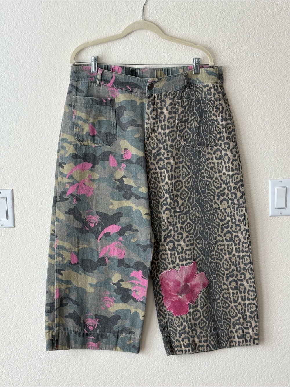 Women's Ankle Cropped Mixed-Print Jeans